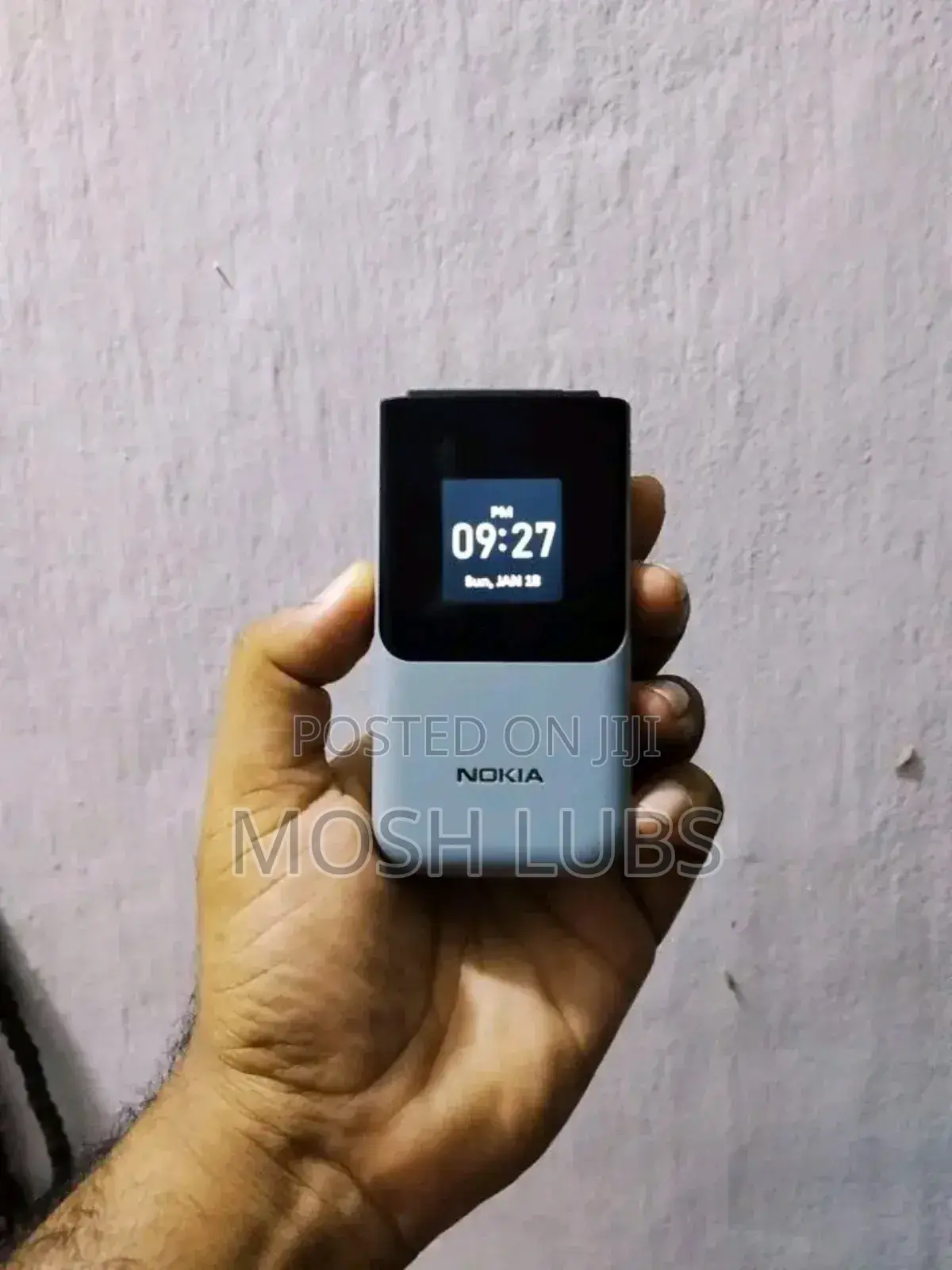 New Nokia 2720 Flip 512 GB White