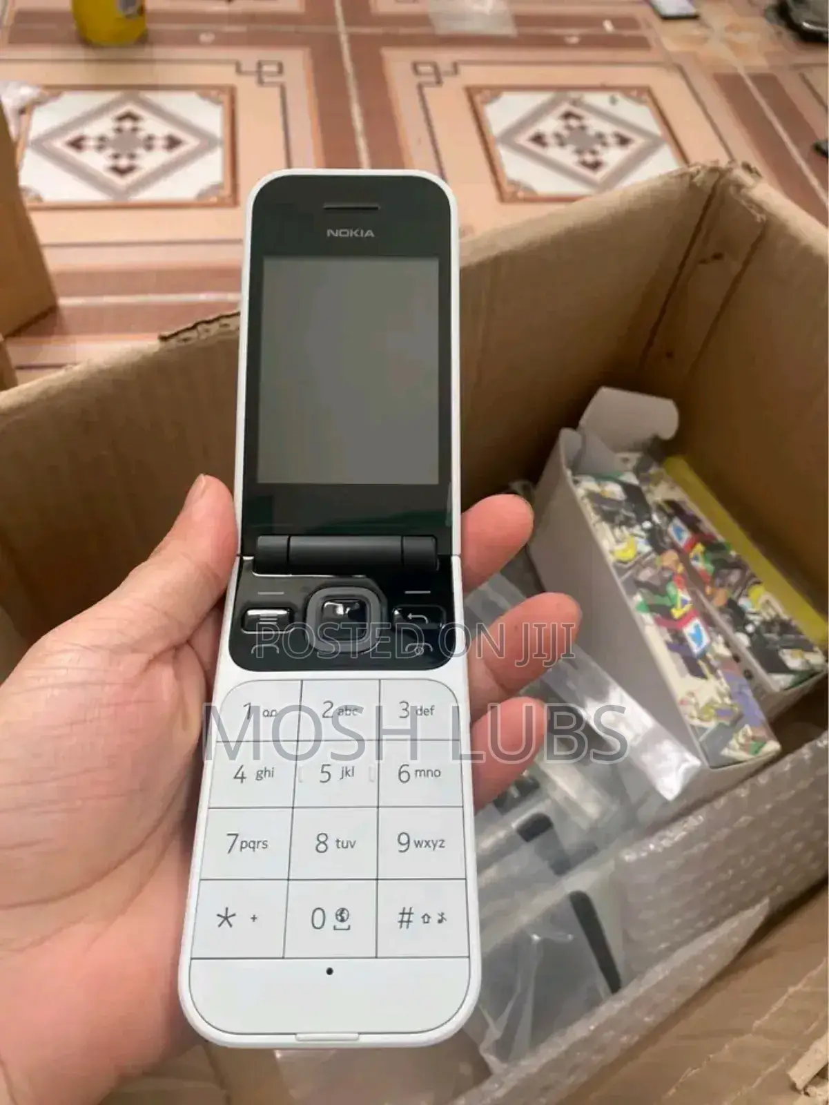New Nokia 2720 Flip 512 GB White