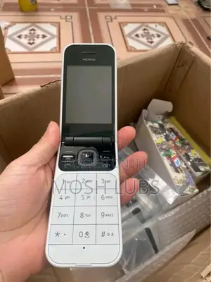 New Nokia 2720 Flip 512 GB White