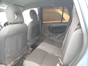 Toyota RAV4 2004 Blue