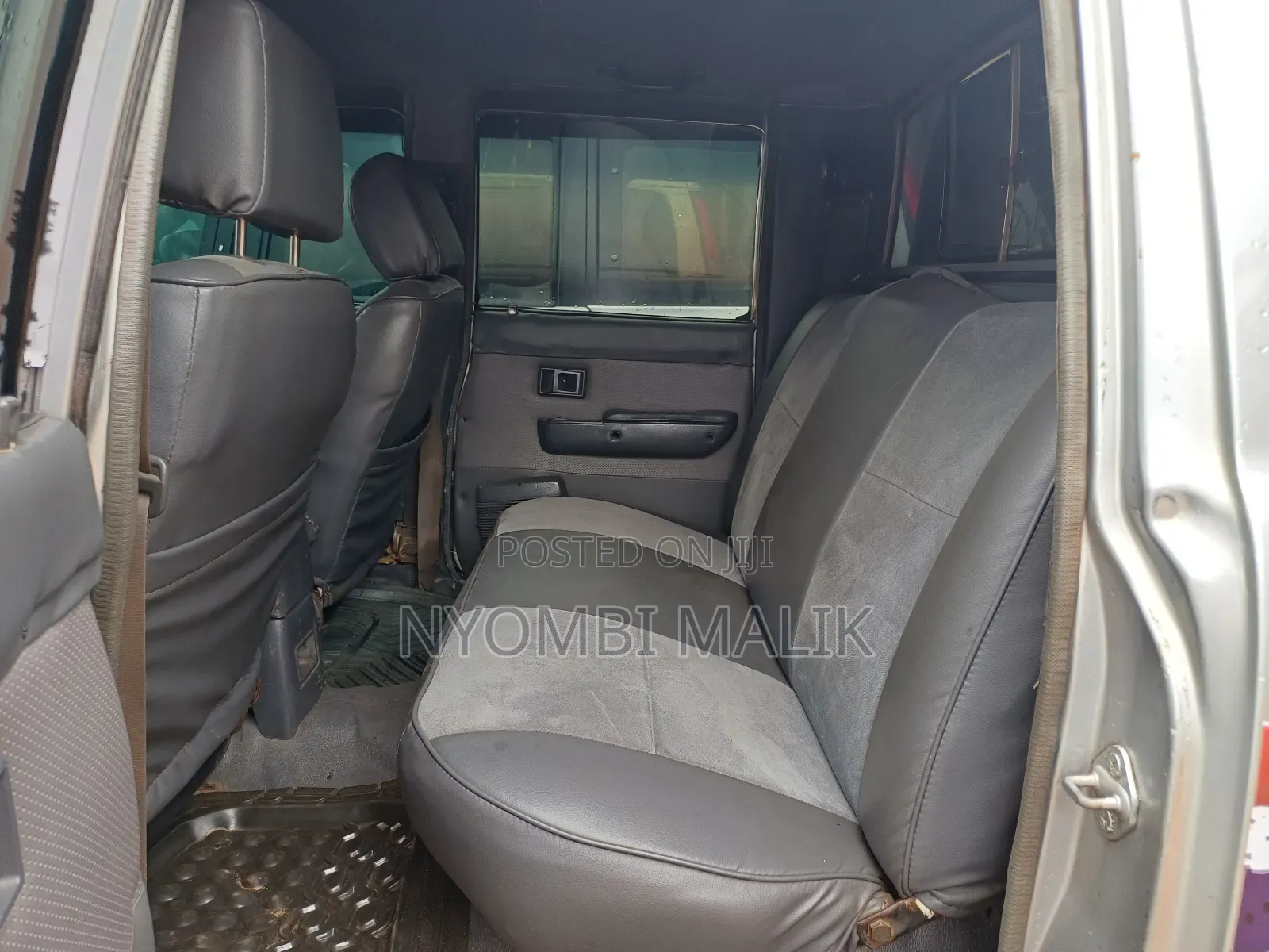 Toyota Hilux 1998 Silver