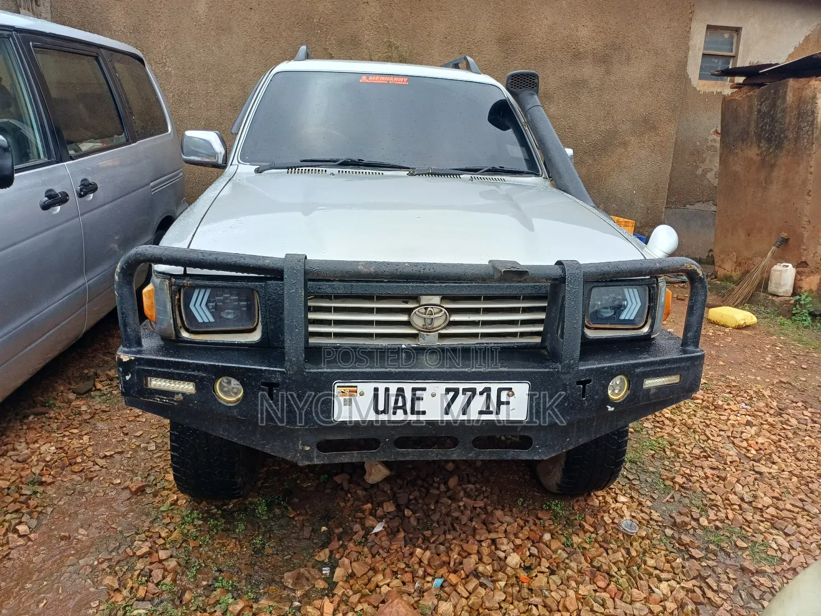 Toyota Hilux 1998 Silver