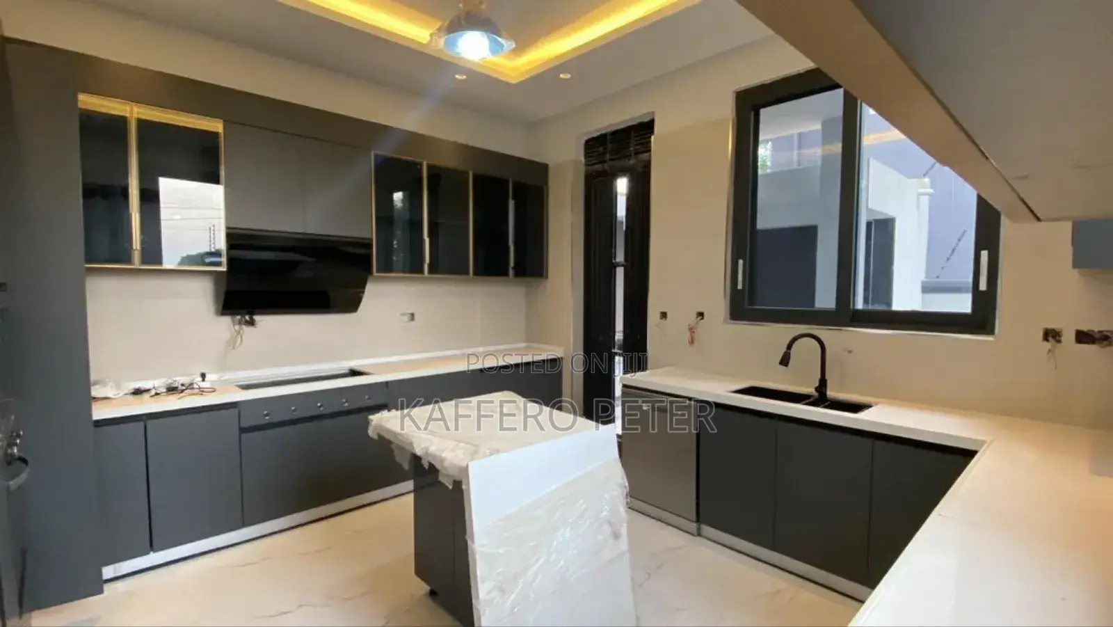 3bdrm House in Standalone Kisaasi, Central Division for rent