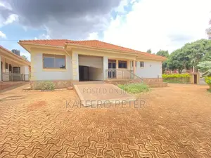 3bdrm House in Kisaasi, Central Division for rent