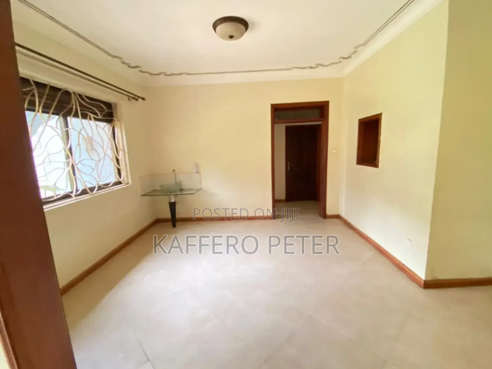 3bdrm House in Kisaasi, Central Division for rent
