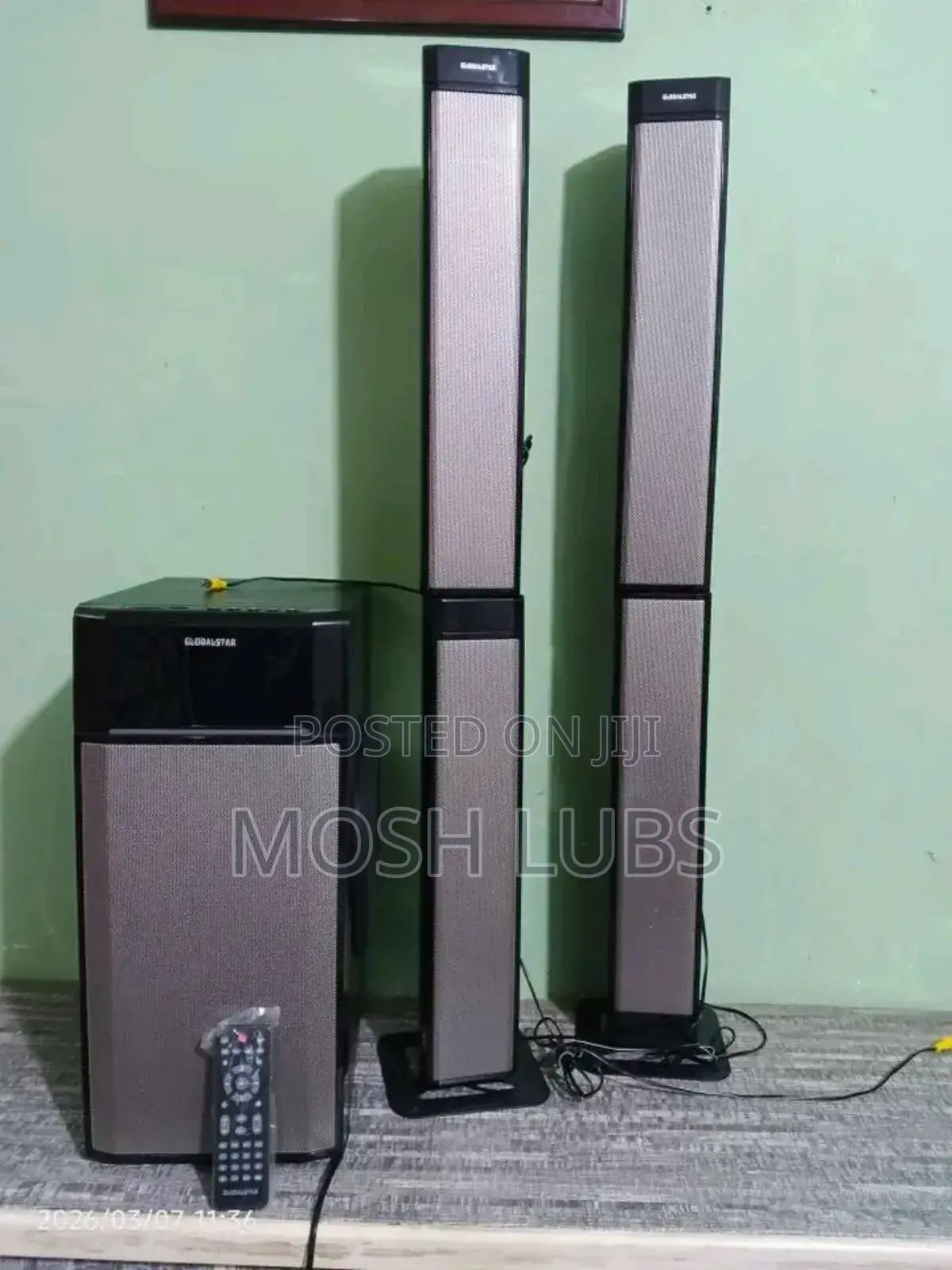 Globalstar Gs-2022 Boom Bass Home Theater System