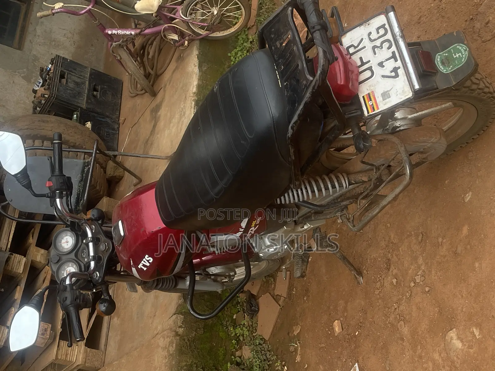 TVS HLX 125 2023 Red