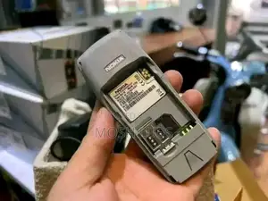 Nokia 1100 Gray