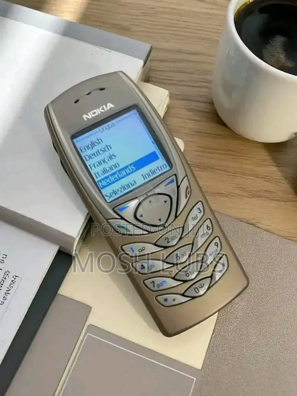 Nokia 6100 Gold