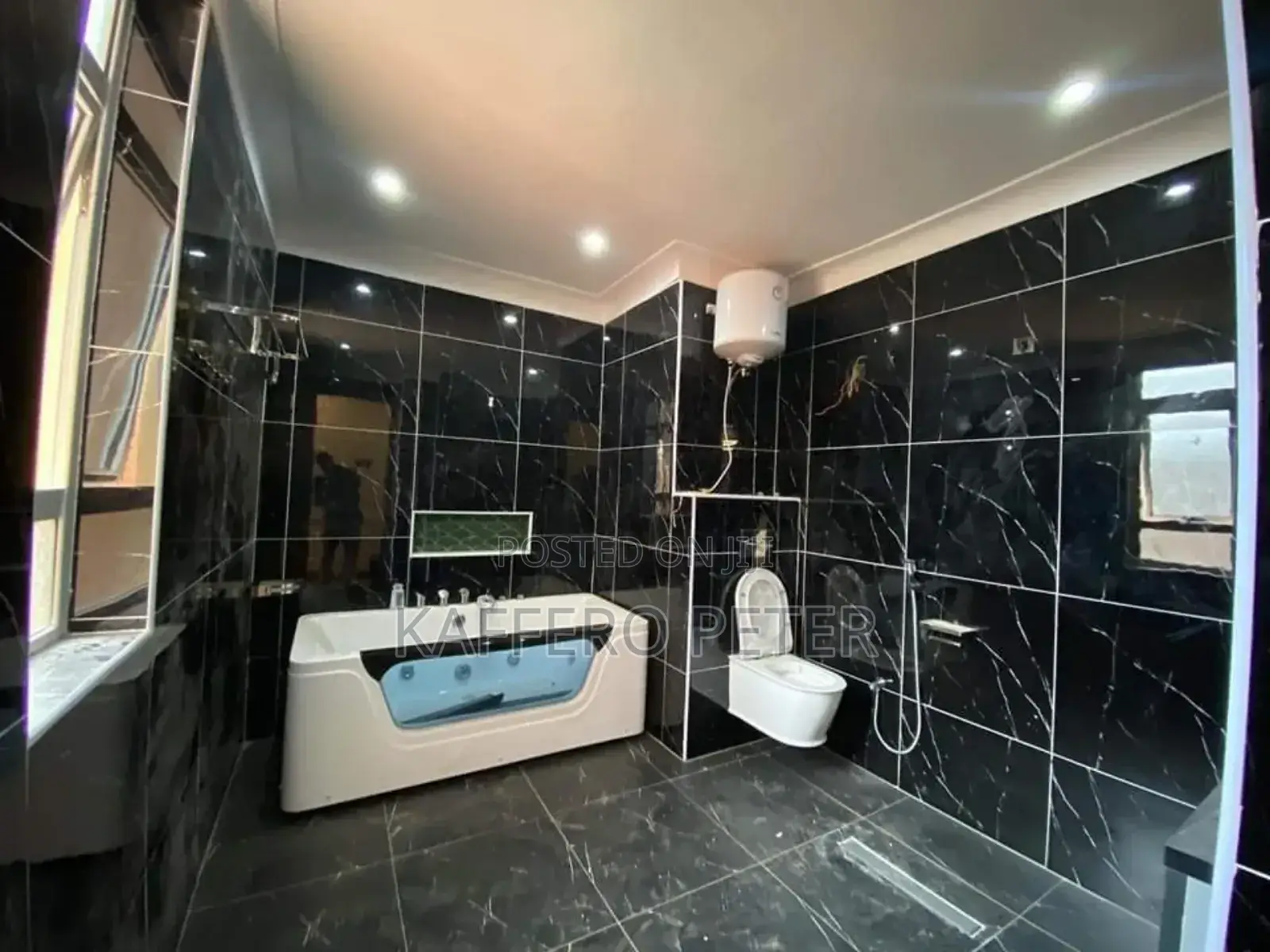 2bdrm House in Kisaasi, Central Division for rent