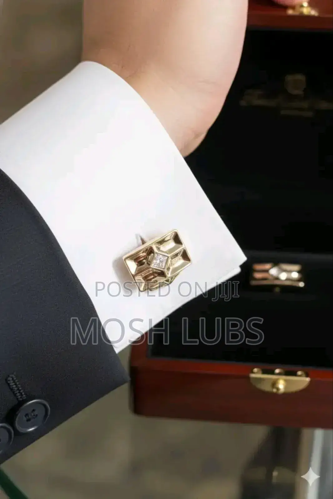 Vvip Gentle Cufflinks