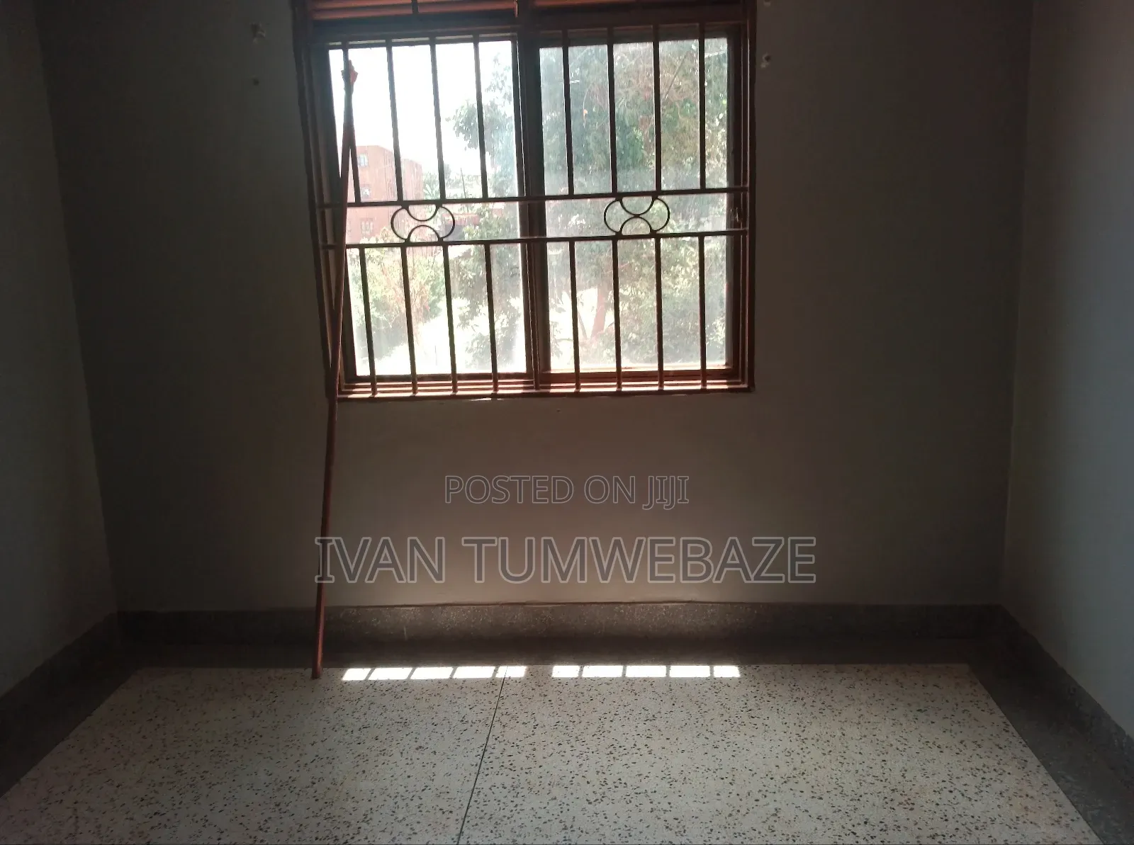 1bdrm Apartment in Kawuku Entebbe Road, Central Division for rent