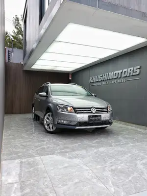 Volkswagen Passat 2012 Silver