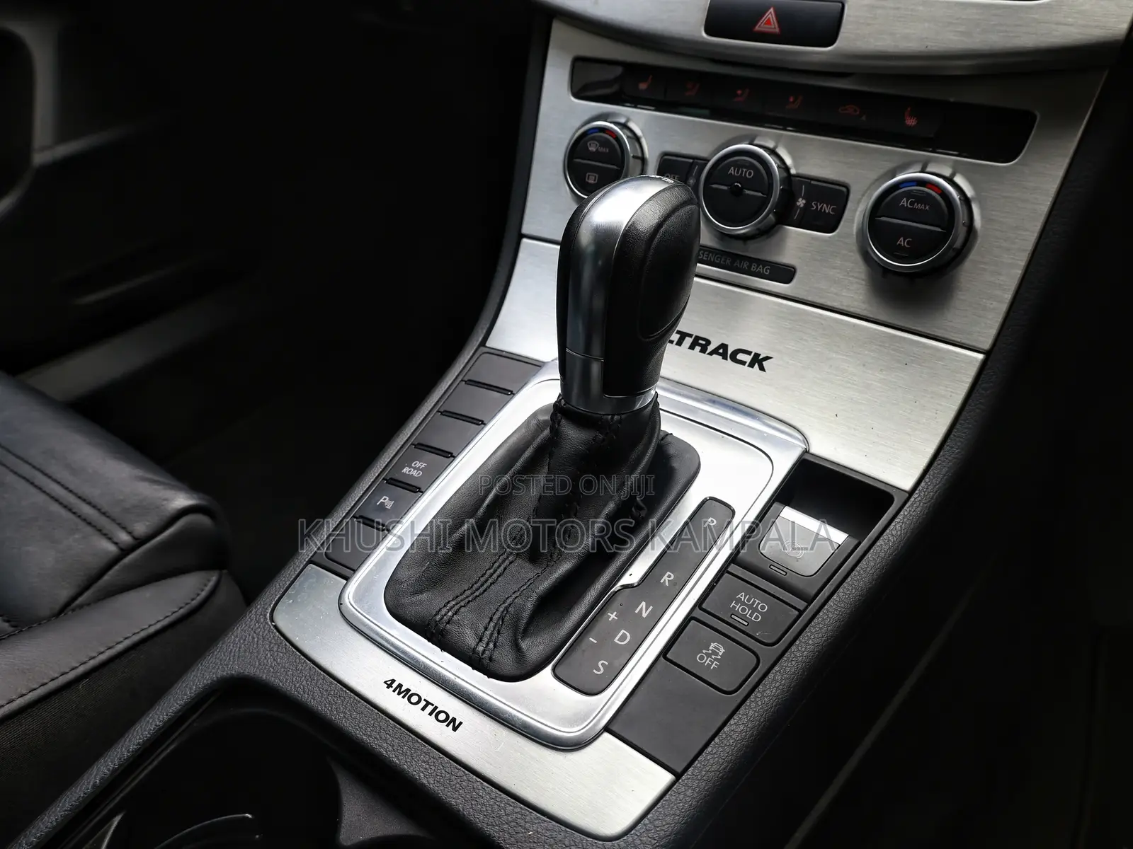 Volkswagen Passat 2012 Silver