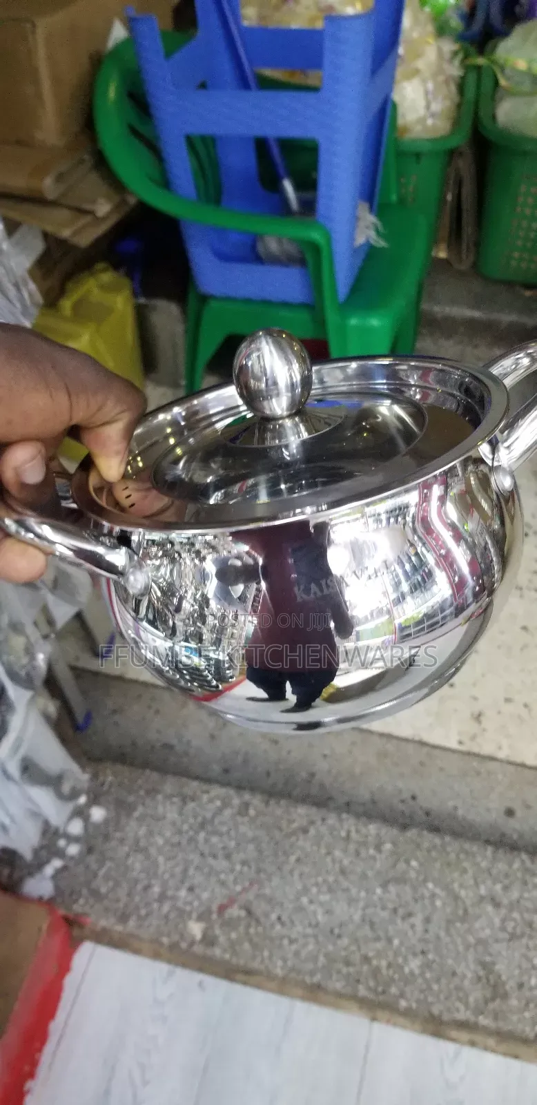 Source Pan Set or Cookware Set