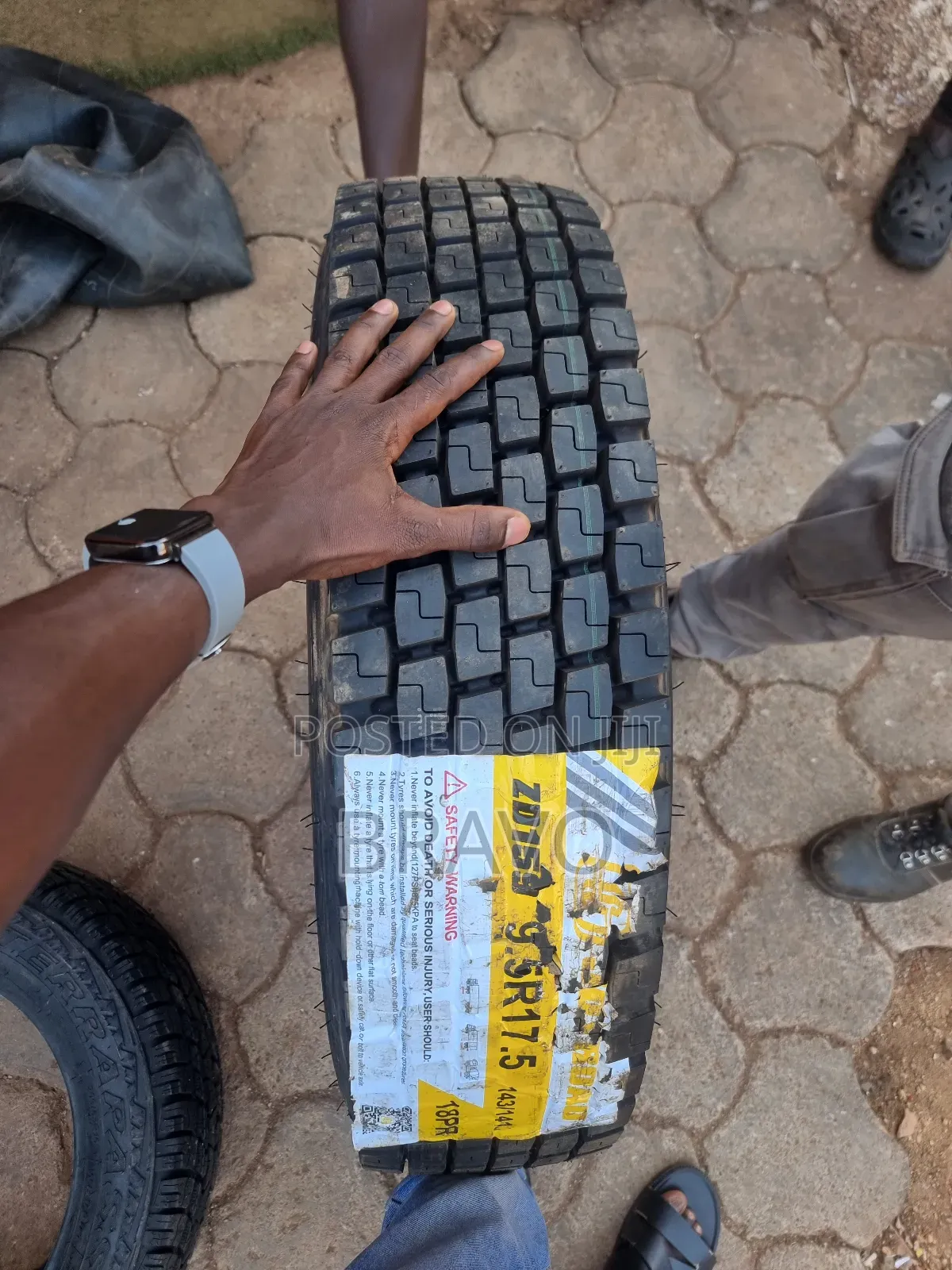 9.5r17.5 Mudgrip Tyres for Fuso.