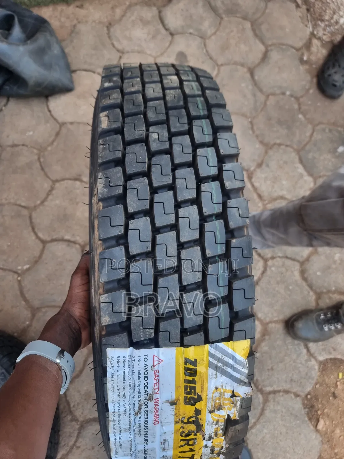 9.5r17.5 Mudgrip Tyres for Fuso.