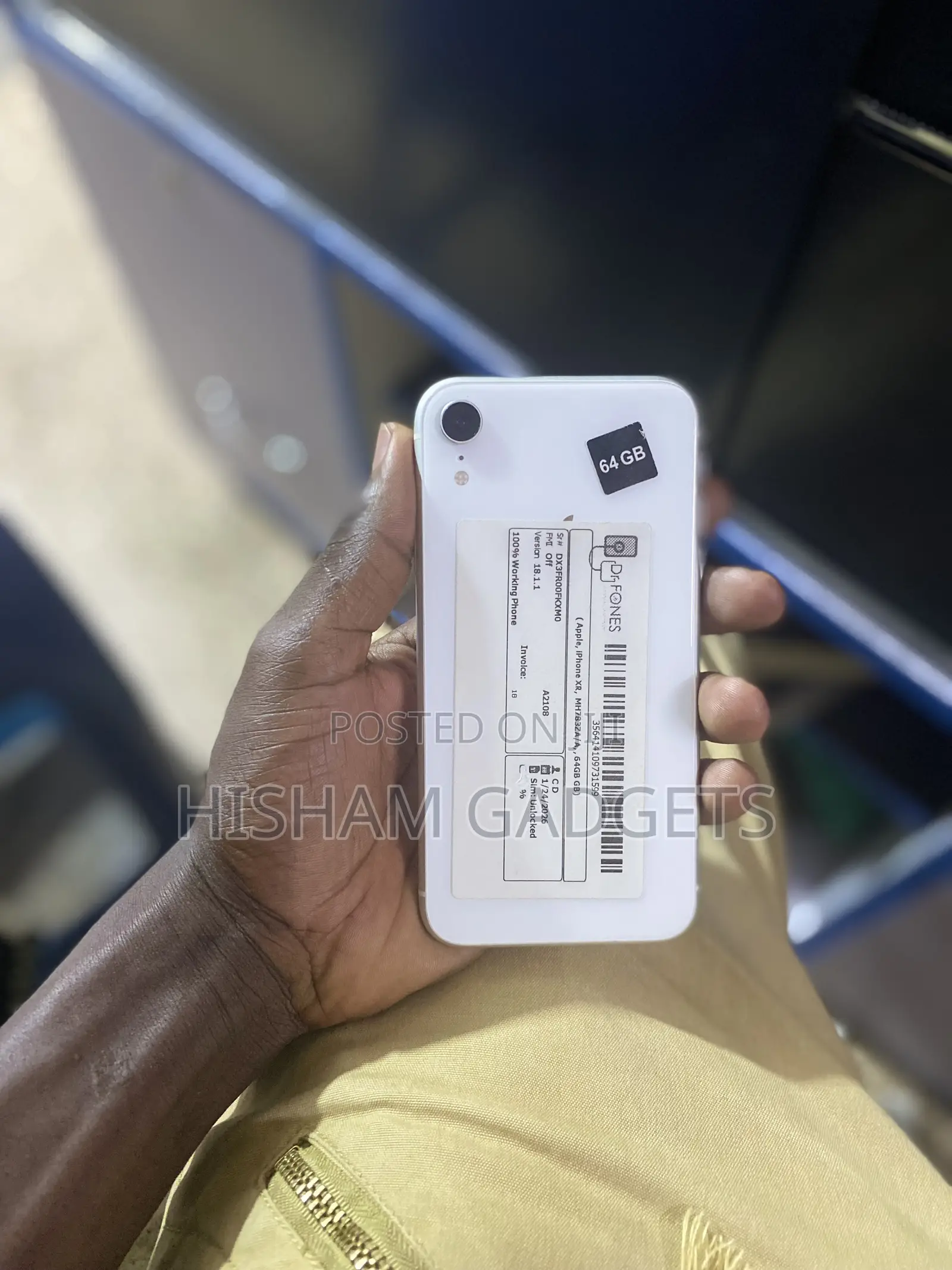 Apple iPhone XR 64 GB White
