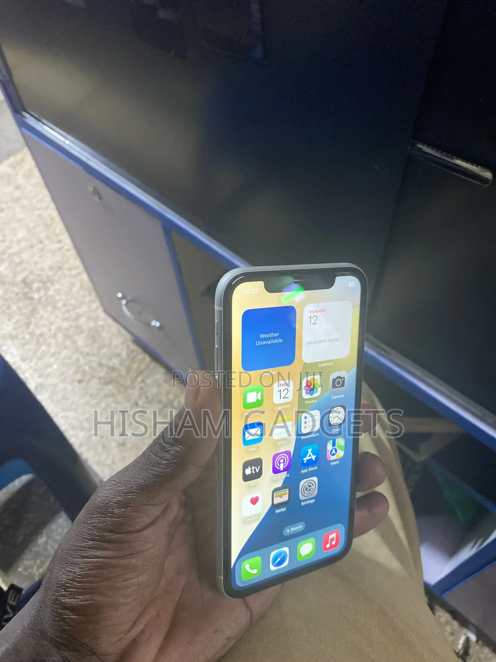 Apple iPhone XR 64 GB White