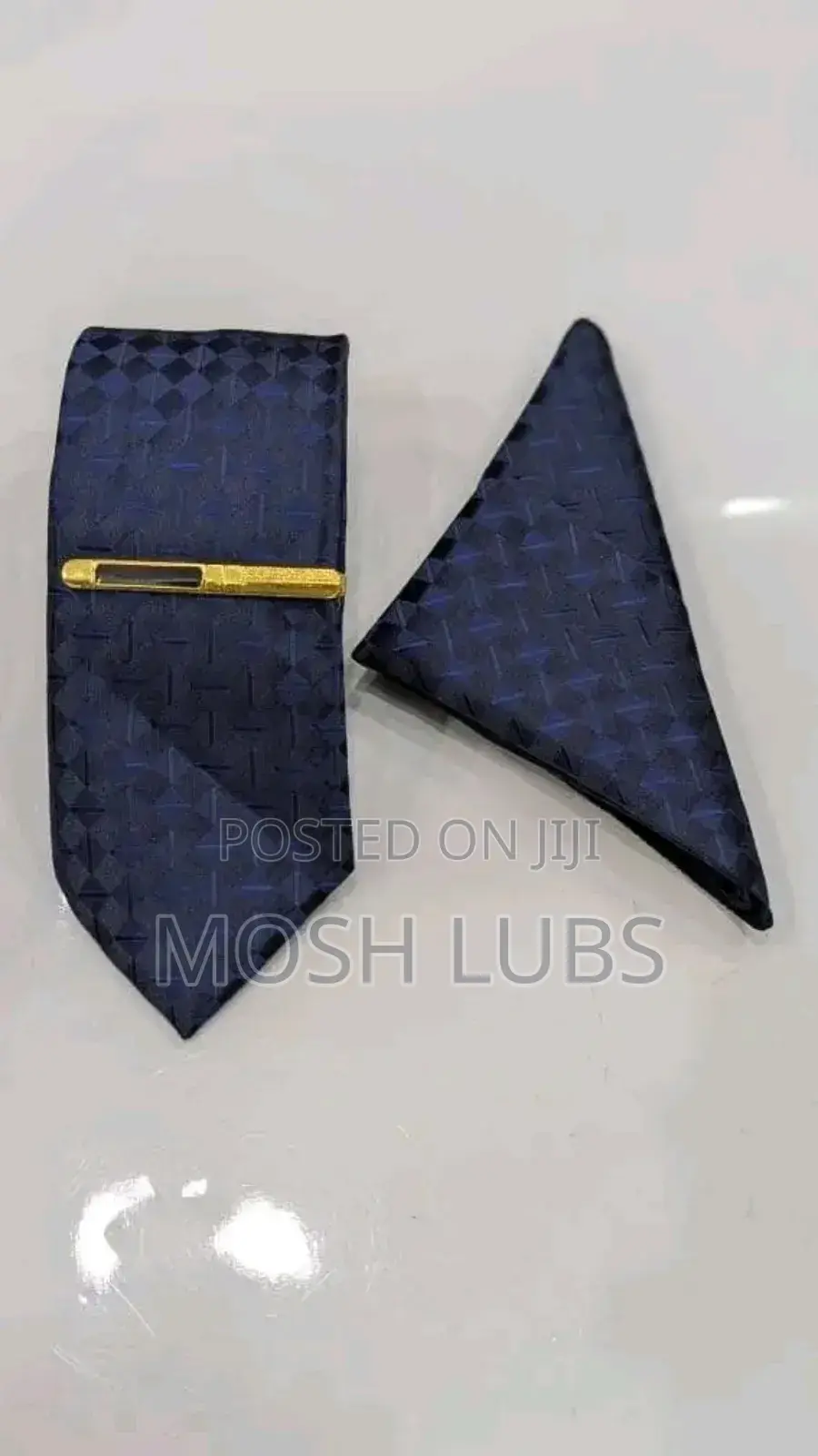 Tie + Pocket Square