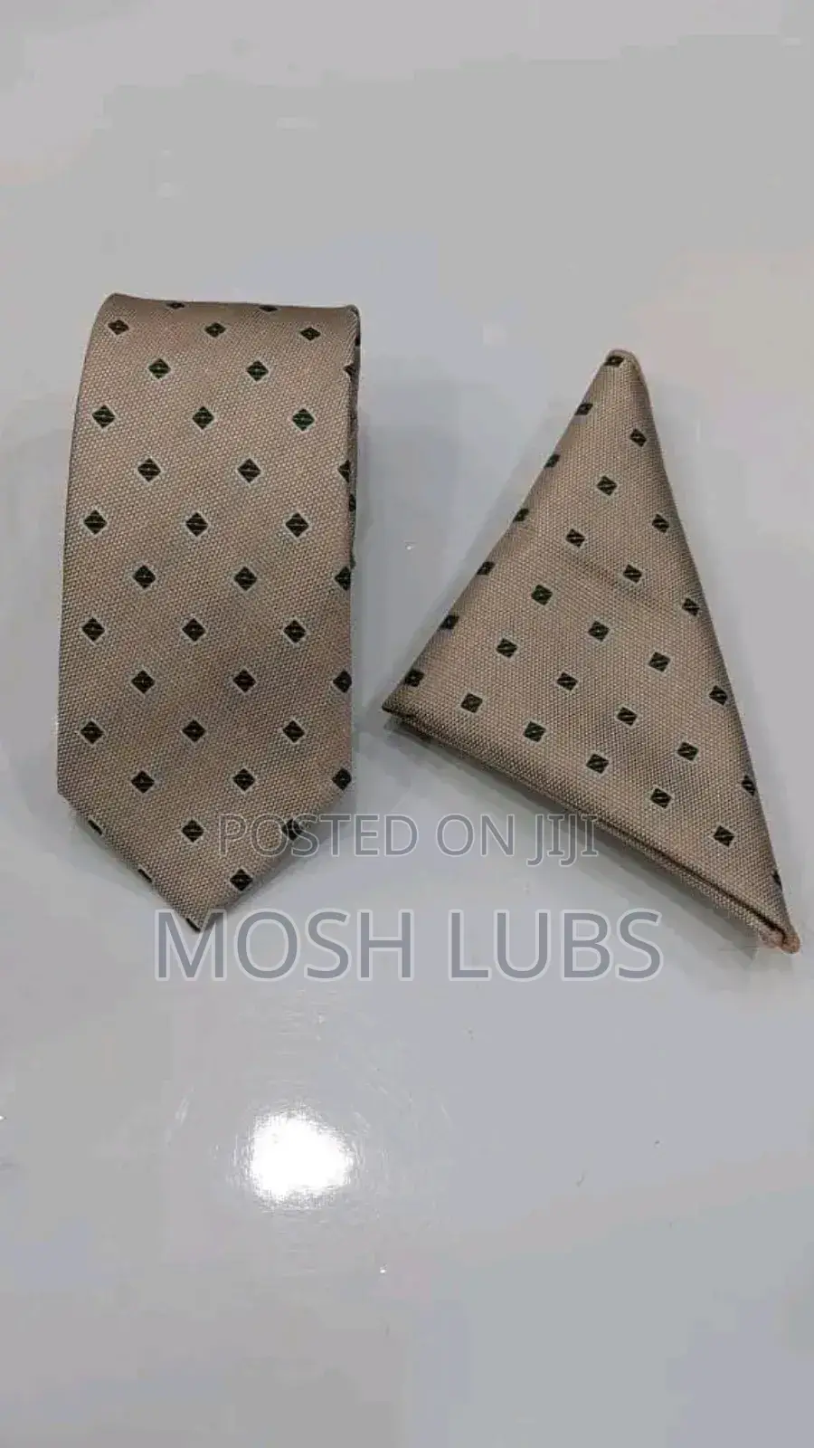 Tie + Pocket Square
