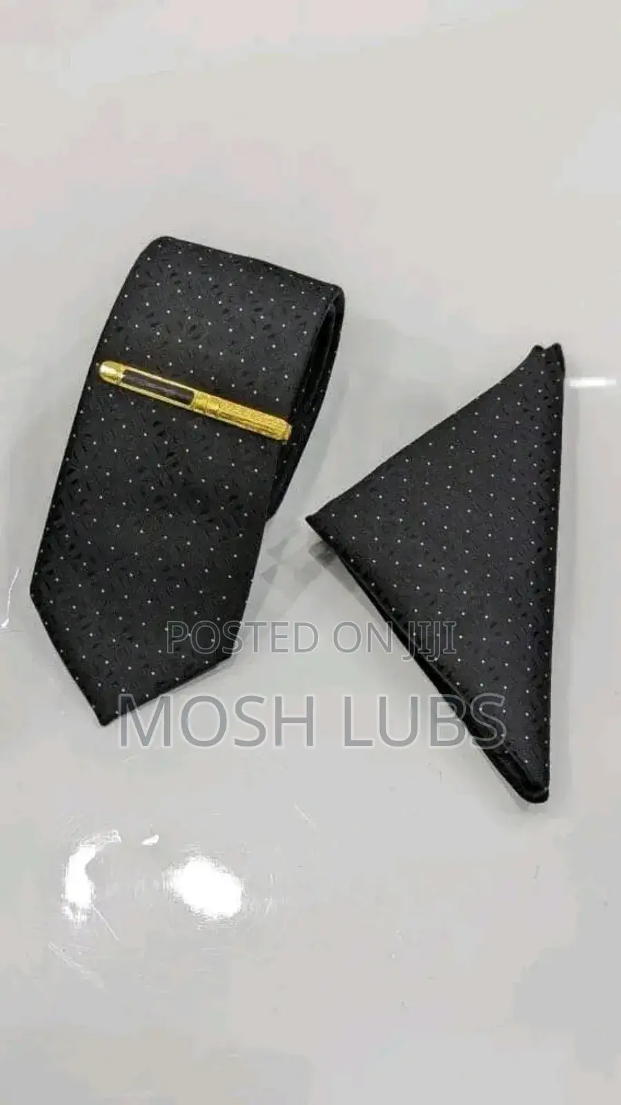 Tie + Pocket Square