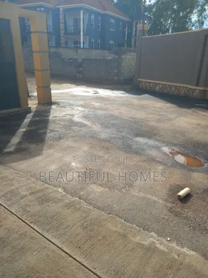 Furnished 5bdrm Mansion in Kira, Central Division for sale