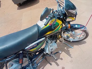 Bajaj CT 125X 2024 Black