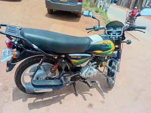 Bajaj CT 125X 2024 Black