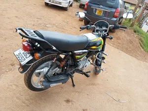 Bajaj Boxer 125 2020 Red