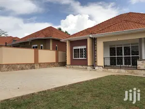 Kira Stunning House on Sell
