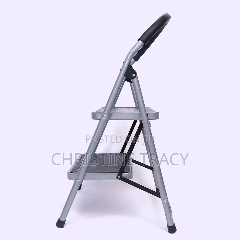 2-steps Folding Ladder