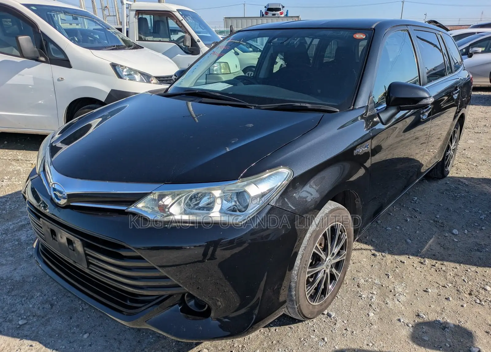 Toyota Corolla Fielder 1.5 Hybrid FWD 2017 Black