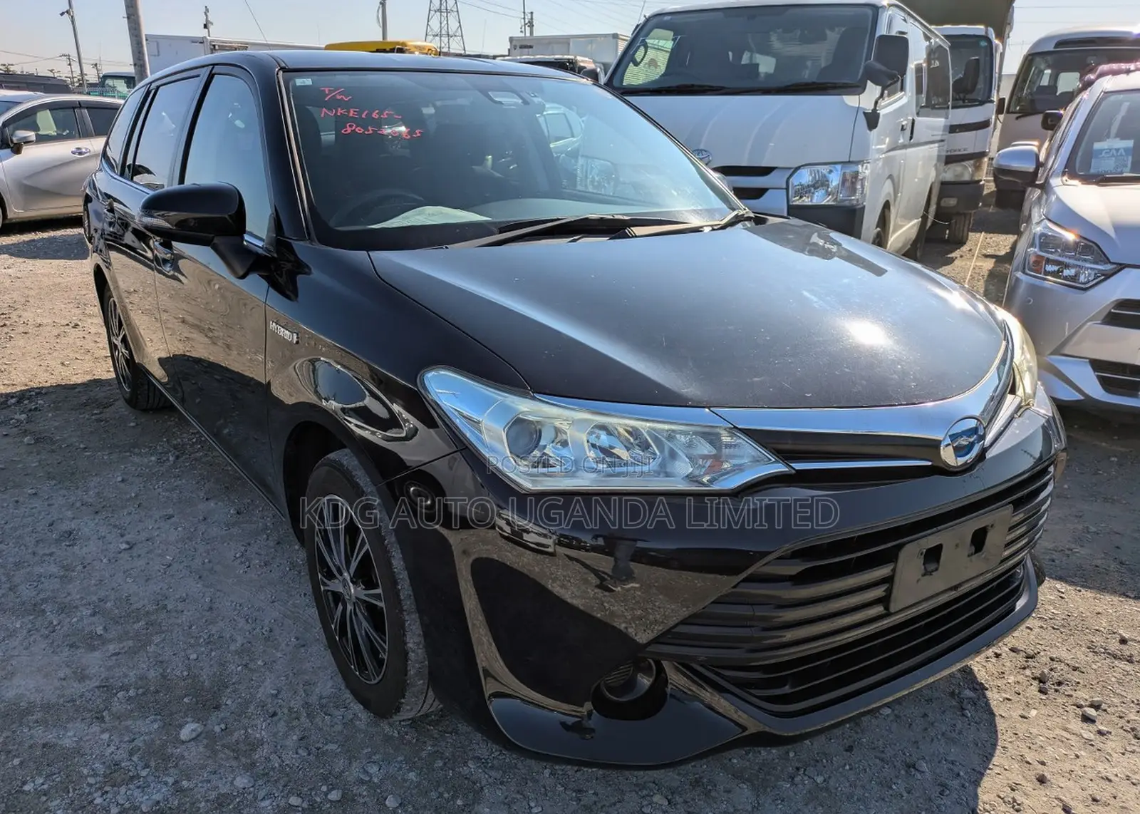 Toyota Corolla Fielder 1.5 Hybrid FWD 2017 Black