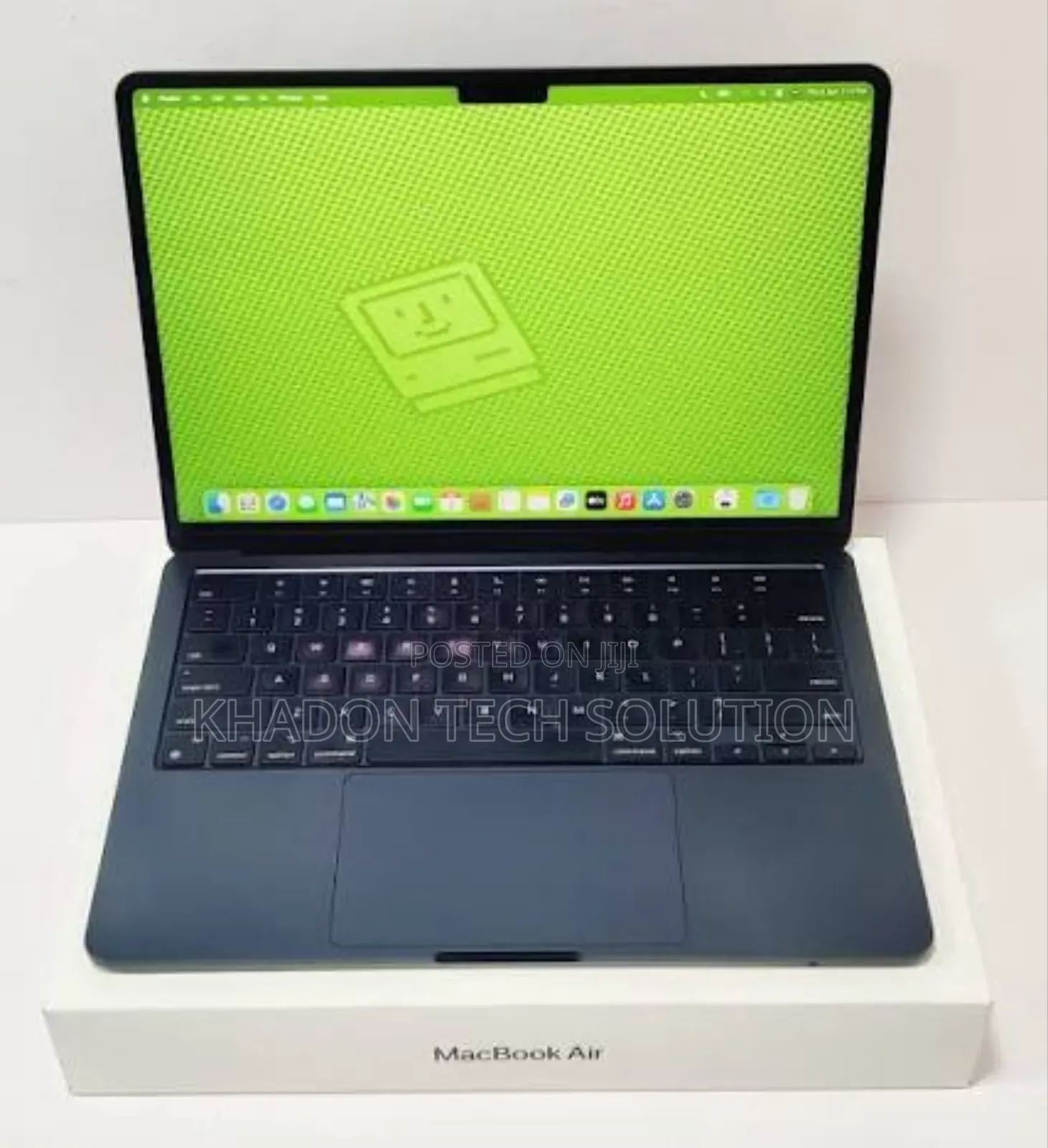 Laptop Apple MacBook Air 2024 M3 13-inch 8GB Intel Core M3 SSD 256GB