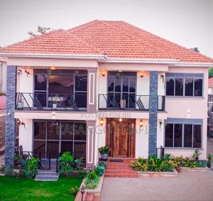 5bdrm Duplex in Kira for sale