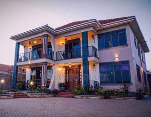 5bdrm Duplex in Kira for sale