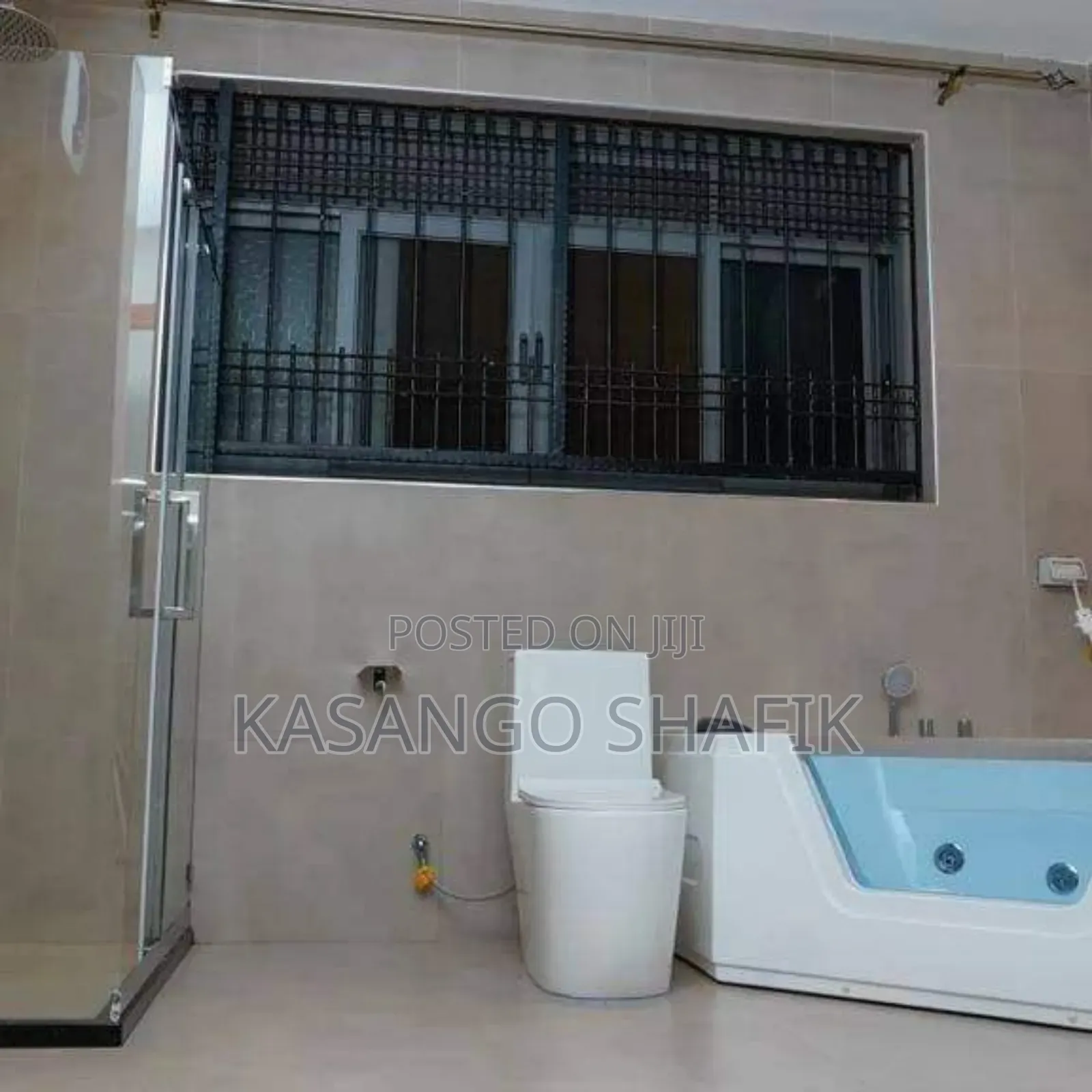 5bdrm Duplex in Kira for sale