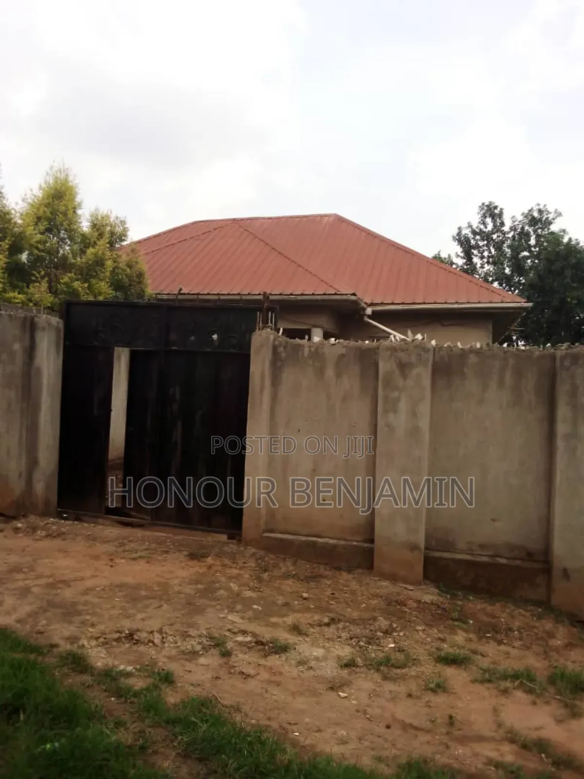 Furnished 4bdrm House in Nangabo for sale