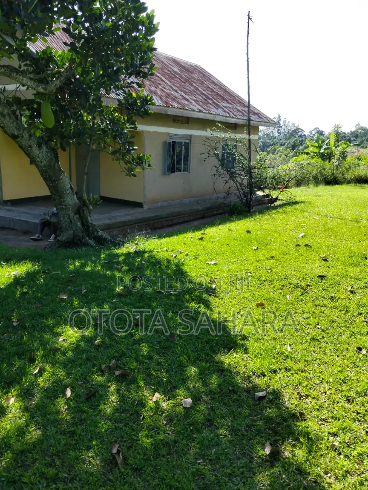 3bdrm House in Seta, Nakisunga for sale