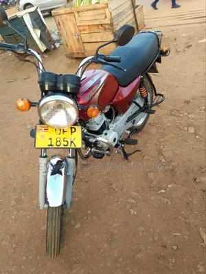 Bajaj Boxer 100 2023 Red