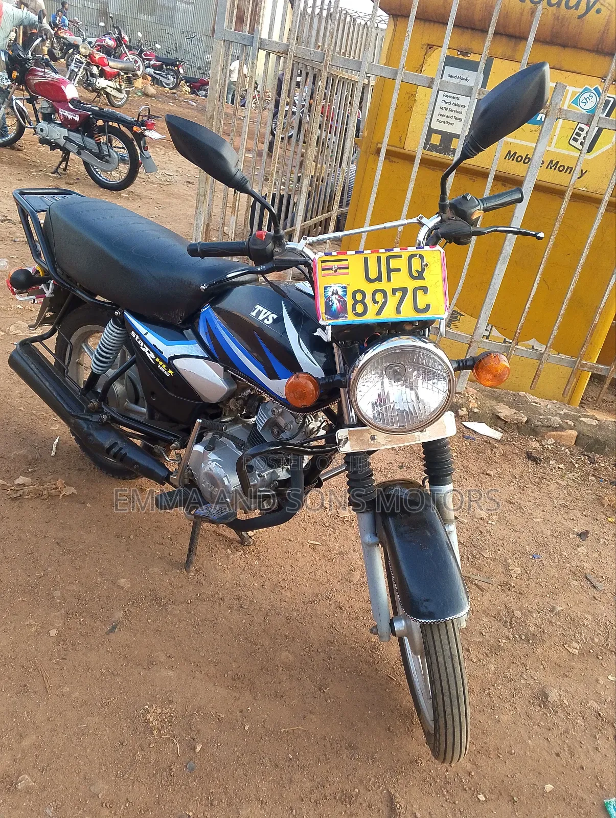 TVS HLX 125 2023 Red
