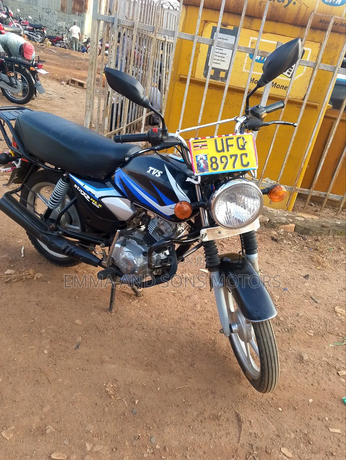 TVS HLX 125 2023 Red
