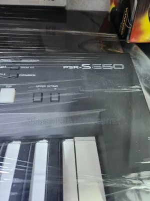Yamaha Keyboard PSR S650 Uk Used