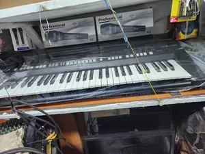 Yamaha Keyboard PSR S650 Uk Used