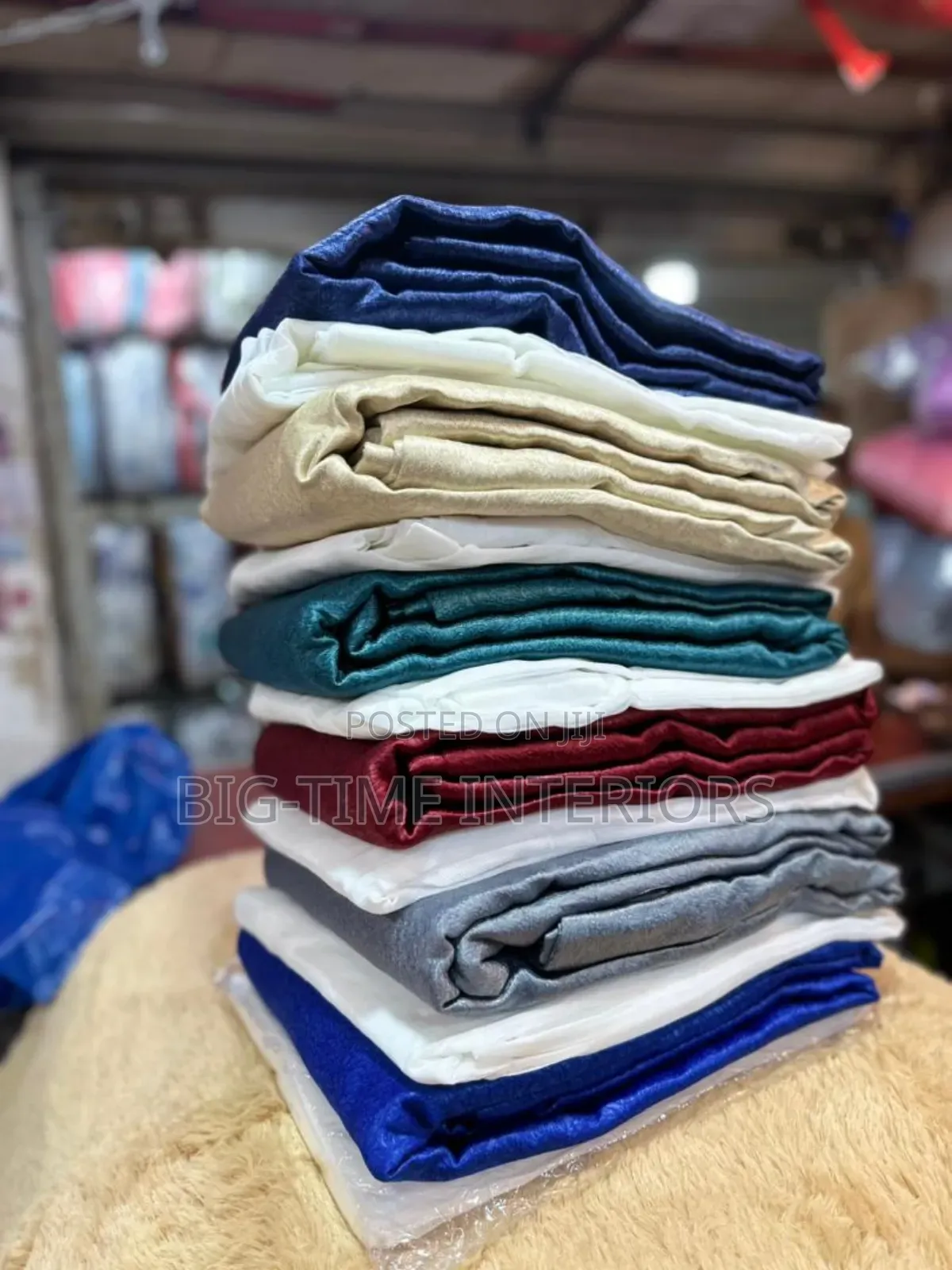 Ready for Use 2curtains 1.5meters Each and a 3meters Net