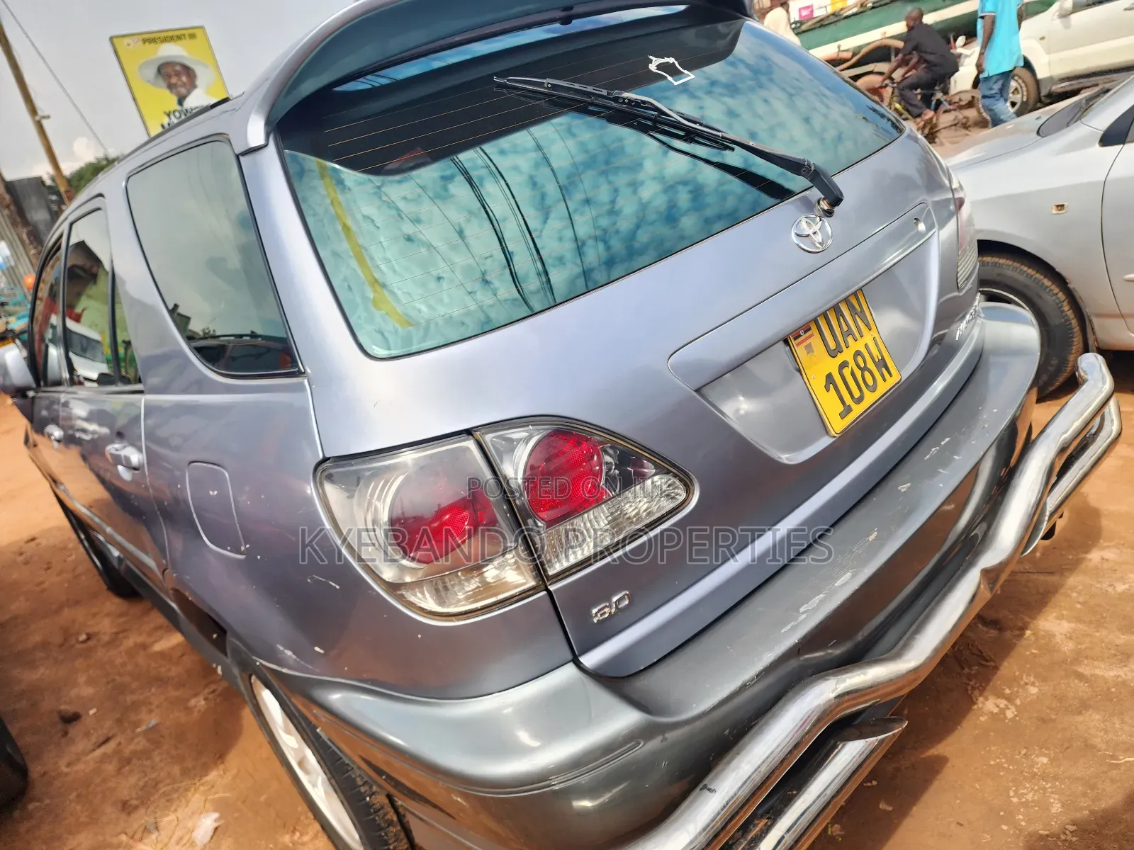 Toyota Harrier 3.0 V6 2000 Silver