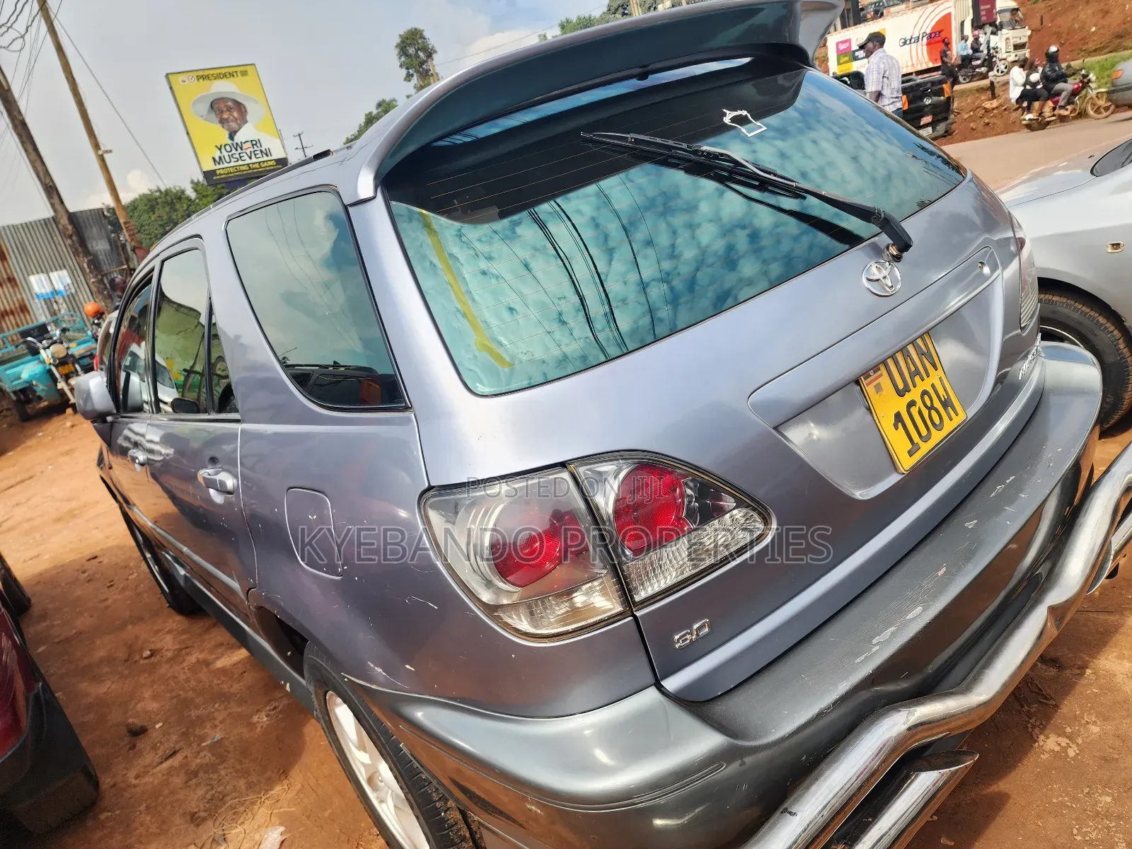 Toyota Harrier 3.0 V6 2000 Silver