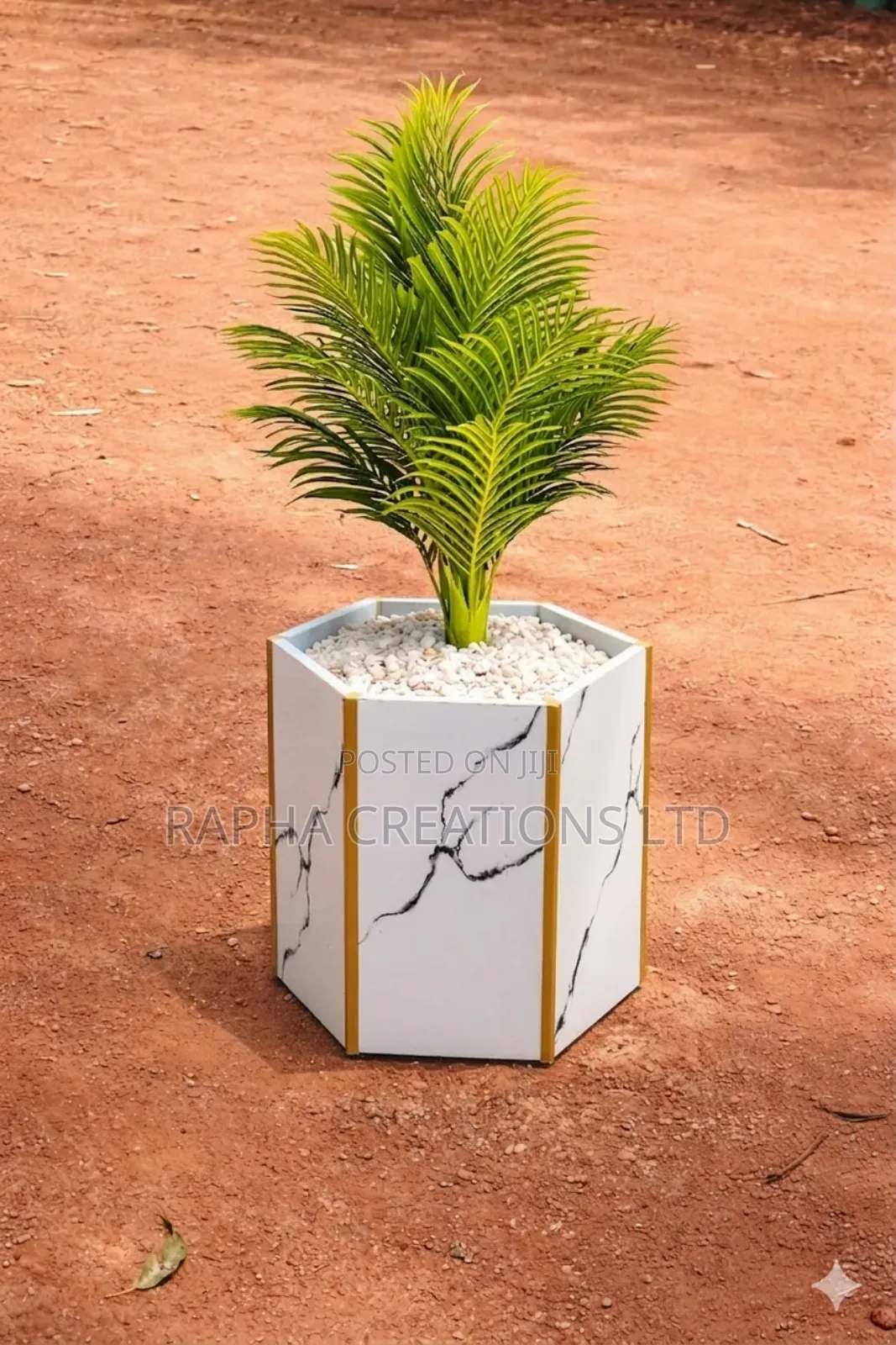 Plastic Flower Pots/Ceramic Tile Flower Pots/Vases/Planters/Flowers