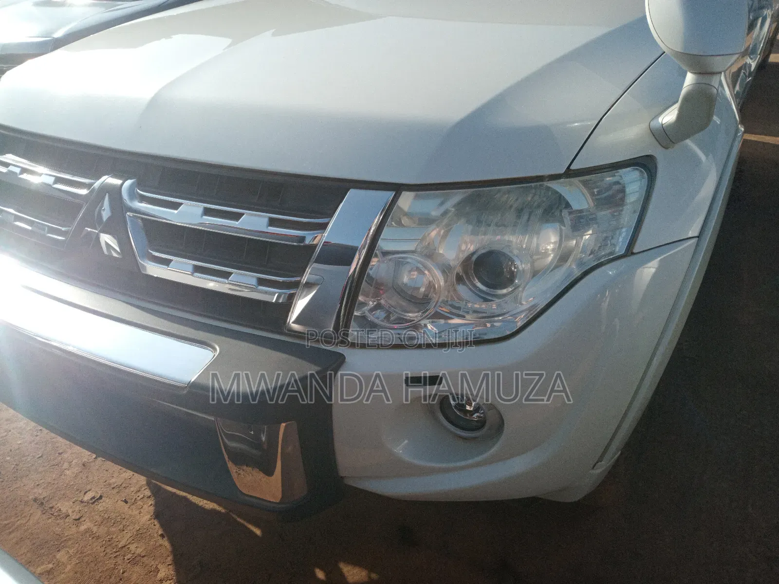 Mitsubishi Pajero 2012 White